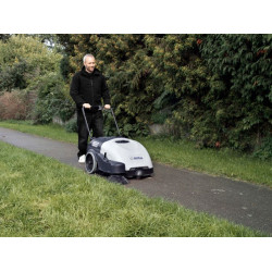 Balayeuse NILFISK SW750 B FULL PKG accompagnée batterie